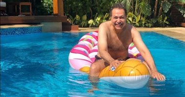 "اشترى عوامة وزة".. اعرف حكيم قرر يصيف فين السنة دى بعد رفع الحظر.. صور