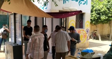 إصابة طالب ثانوى ومصحح بحالة إعياء شديد بقنا ونقلهما للمستشفى 