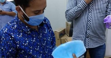 ضبط 3500 كمامة مجهولة المصدر و1200عبوة مناديل مبلله بالمنيا (صور)