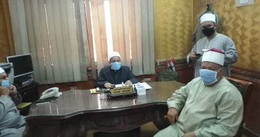 وكيل أوقاف الغربية يجتمع بمديرى الإدارات لبحث إجراءات فتح المساجد السبت