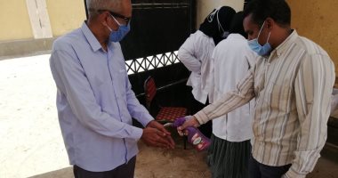الفرق الطبية بأسوان تنفذ الإجراءات الوقائية داخل لجان امتحانات الثانوية العامة
