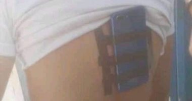 "إخفاء التليفون فى الظهر" أحدث حيل طلاب الثانوية العامة لإدخال الأجهزة للجان