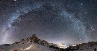 صور لمجرة درب التبانة من مواقع مختلفة تشارك فى مسابقة التصوير الفلكى