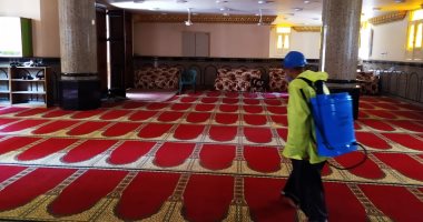 صور.. حملات مكثفة بمراكز ومدن البحيرة لتطهير وتعقيم دور العبادة