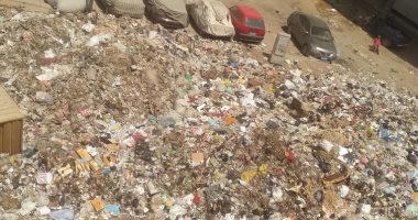 أهالى شارع الشعراوى بشبرا الخيمة يشكون انتشار القمامة