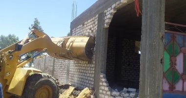 إزالة 87 حالة تعد على أراضى أملاك الدولة والرقعة الزراعية بقنا والشرقية