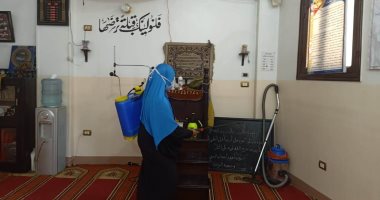 تعقيم دور العبادة للوقاية من كورونا بالسويس.. صور