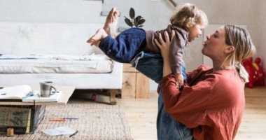 5 أنشطة ممتعة ممكن تشارك فيها أطفالك بالمنزل.. الطهى والتخييم أبرزها