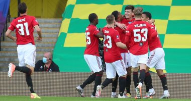 ماجواير يقود مانشستر يونايتد لنصف نهائي كأس إنجلترا بفوز قاتل على نورويتش
