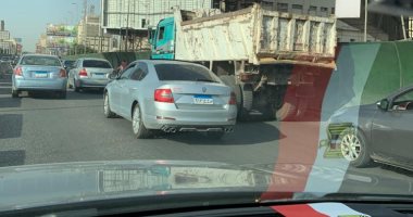 أمسك مخالفة.. قارئ يشكو من سير سيارة نقل على كوبرى 6 أكتوبر