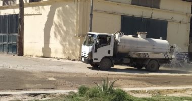 صور.. تكثيف أعمال النظافة بمدينة أبوكبير فى الشرقية لمواجهة كورونا
