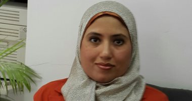 تعيين رحاب عبد الرؤف أمينا لكلية الآداب جامعة الفيوم