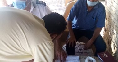 التحفظ على شيش وتحرير مخالفات لخرق الحظر فى حملات بمرسى مطروح