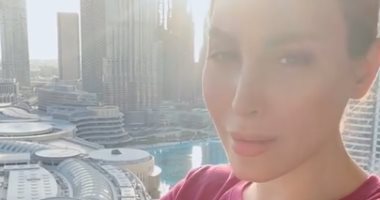 يارا تغنى للبنان من دبى: "من قلبى سلام لبيروت وقُبل للبحر والبيوت"