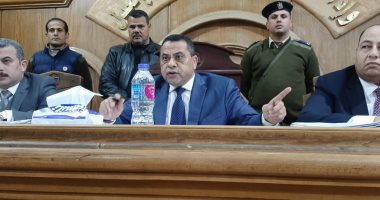 الحبس عامين لفران وعاطل لحيازتهما عقاقير مخدرة وحشيش بالشرقية