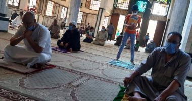 لجان مرور على مساجد الشرقية للتأكد من تطبيق الإجراءات الاحترازية .. صور