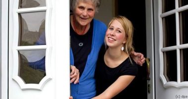 السكن مقابل المساعدة.. مبادرة ألمانية لحل مشكلات ارتفاع إيجار المساكن للطلبة