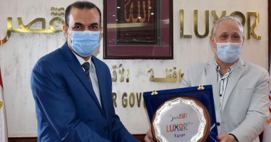 صور ..وكيل صحة الأقصر يستعرض إنجازات  3 سنوات 