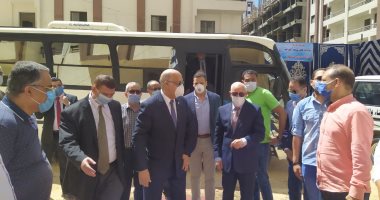 محافظ بورسعيد ورئيس "تعاونيات البناء" يتفقدان مشروع الإسكان التعاونى.. صور