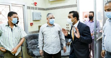 نائب محافظ قنا يأمر بسرعة حل شكاوى المواطنين بالمركز التكنولوجى بدشنا