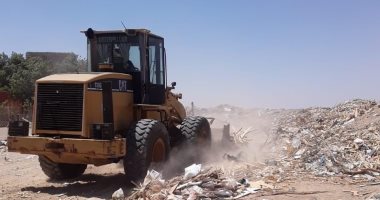 صور.. حملات نظافة ورفع مخلفات مكثفة بشوارع رأس غارب الرئيسيه والفرعية