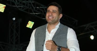 محمد نور ينتهى من تصوير أغنية باللهجة الخليجية على طريقة الفيديو كليب