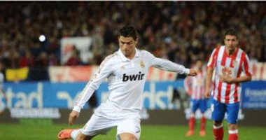 جول مورنينج.. كريستيانو يفاجئ كورتوا بصاروخ مدوٍ في ديربي مدريد
