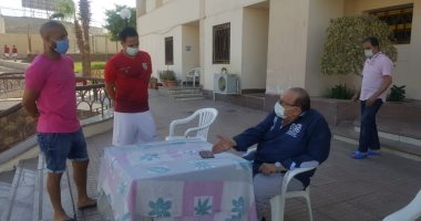 المقاولون يُطبّق التباعد الاجتماعي في جلساته الفنية مع لاعبيه 
