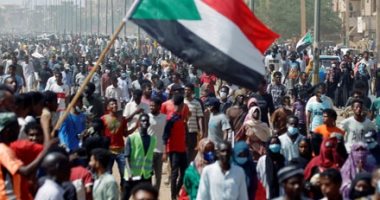 صور .. مسيرات فى السودان للاحتفال بذكرى 30 يونيو والمطالبة باستكمال أهداف الثورة