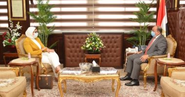 وزيرة الصحة: انخفاض نسب إشغال الأسرة بمستشفيات العزل لمرضى كورونا..صور