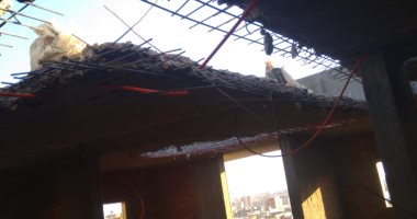 إزالة دور عاشر وإخلاء إدارى لعقار يمثل خطورة بحى غرب المنصورة