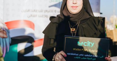 زوجة شهيد بالداخلية: الرئيس السيسى يحنو على أسر الشهداء ويسعى لرفع المعاناة عنا