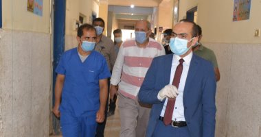 نائب محافظ سوهاج يتفقد مستشفى المراغة والمركز التكنولوجى لخدمة المواطنين