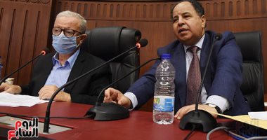 تقرير برلمانى بشأن السماح لوزير المالية بضمان القابضة لمياه الشرب بقيمة 3 مليارات