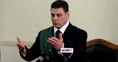 الدائرة الأولى إرهاب تدرج ممدوح حمزة على قوائم الممنوعين من السفر