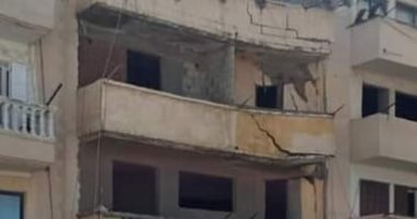 سكان شارع الفلكى بالاسكندرية يشكون تصدع المنازل وبعضها آيلة للسقوط
