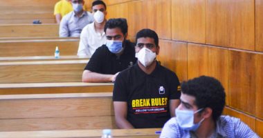 ولى أمر طالبة فى هندسة إسكندرية تناشد تقديم مشروعها بالكلية بدلاً من الإنترنت
