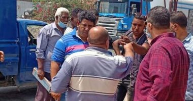 رفع الإشغالات وحملات للتطهير بشوارع الزقازيق.. صور