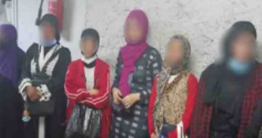 الداخلية تزيل الاشغالات وتضبط الباعة الجائلين بمحيط المترو