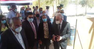 محافظ جنوب سيناء يتفقد لجان امتحانات الثانوية العامة