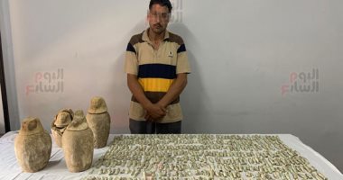 صور.. تفاصيل صفقة العمر لتاجر آثار سقط فى قبضة الأجهزة الأمنية بالشرقية.. استولى على 406 قطع أثرية وعرضها للبيع بمليون دولار.. التماثيل ترجع للعصر الفرعونى.. والضباط تنكروا فى هيئة تجار آثار للإيقاع بالمتهم