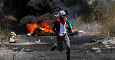 إصابة طفل فلسطينى بالرصاص الحى و4 شبان خلال مواجهات مع الاحتلال الإسرائيلي