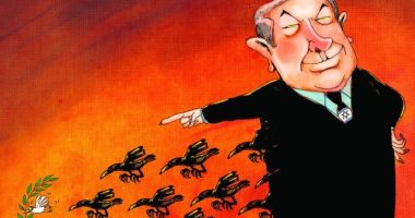 كاريكاتير صحيفة إماراتية.. غربان نتنياهو تطارد حمامة السلام فى فلسطين