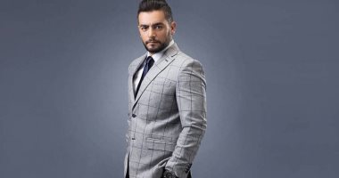 هانى سلامة يدخل "تحت تهديد السلاح" مطلع الشهر المقبل