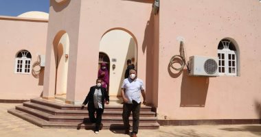 محافظ الوادى الجديد يوجه بدراسة تخصيص مقر لفرع القومى للمرأة بمجمع الخارجة