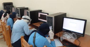 طلاب الدبلومات يواصلون أداء امتحانات العملى وسط إجراءات الحماية من كورونا