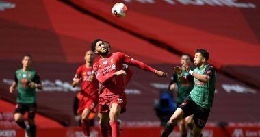 ليفربول ضد أستون فيلا.. التعادل السلبي يحسم الشوط الأول بمشاركة صلاح وتريزيجيه