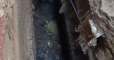 قارئ يشكو من طرنشات أسفل منازل قرية نكلا بالجيزة ويطالب باستبدالها بالصرف الصحى