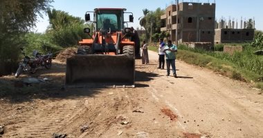 صور.. مدينة الطود تعلن رفع 120 طن مخلفات صلبة وأتربة ومخلفات ترع