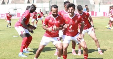 تقسيمة قوية للاعبى الأهلى فى المران الصباحى